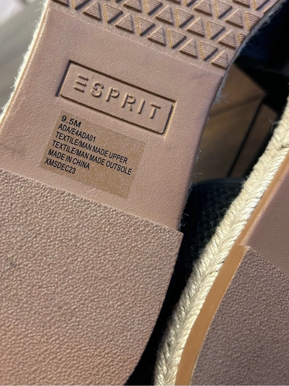 Esprit Sandals Size 9.5 Flat Espadrille Open toe Black